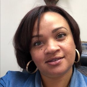 Meet your Posher, Sonya